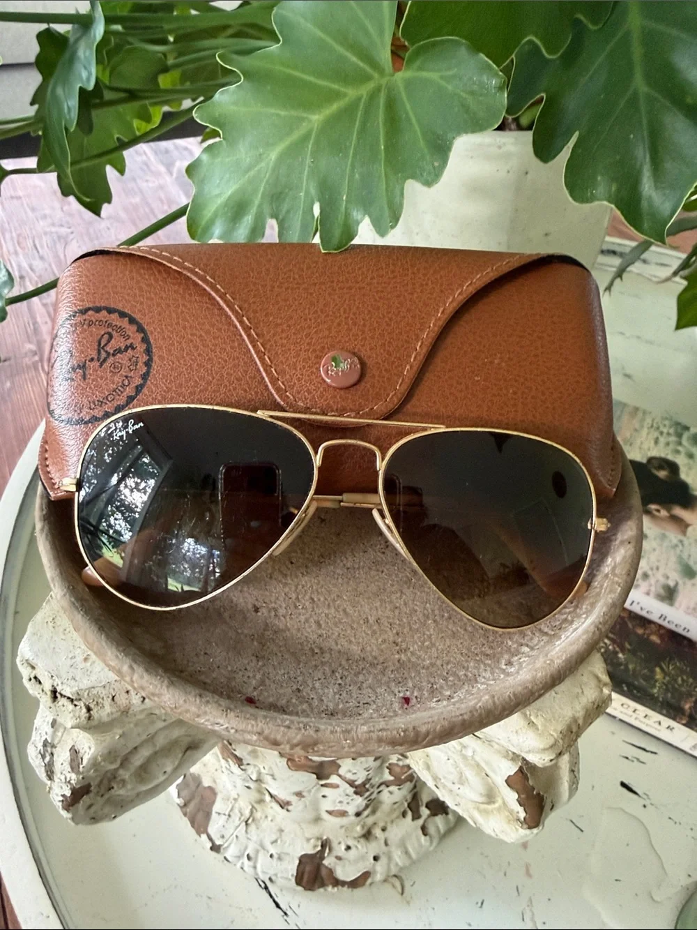 Ray-Ban Aviator Sunglasses in Gold with Brown Lenses